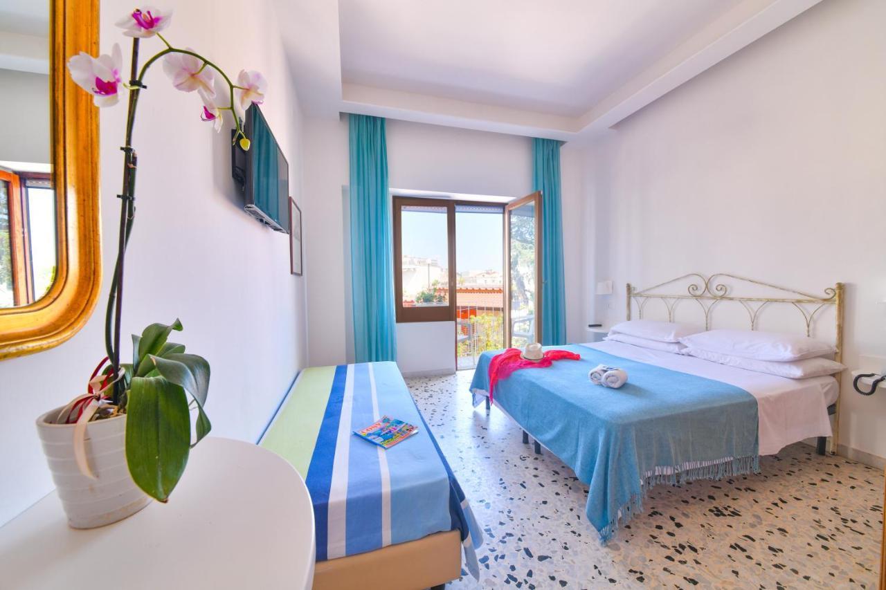 Hotel Europa Ischia Bagian luar foto