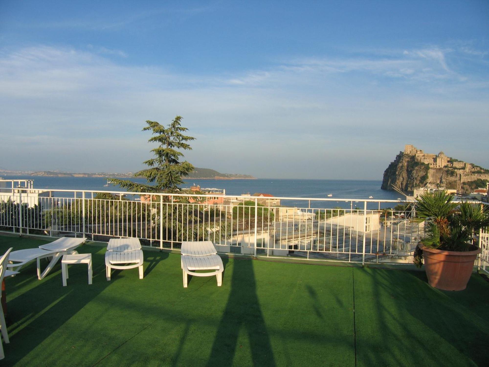 Hotel Europa Ischia Bagian luar foto