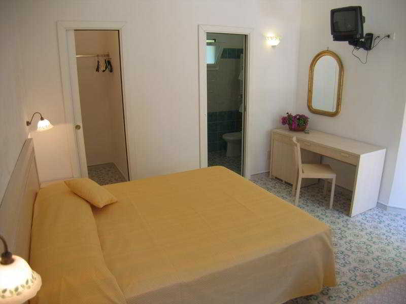 Hotel Europa Ischia Bagian luar foto