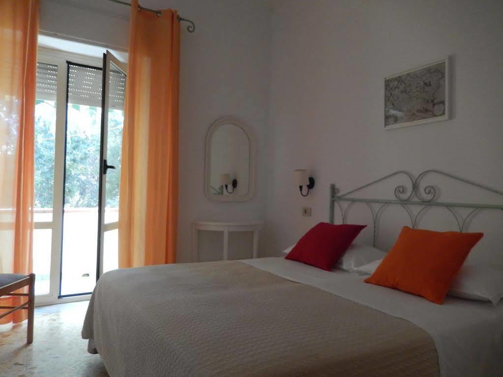 Hotel Europa Ischia Bagian luar foto